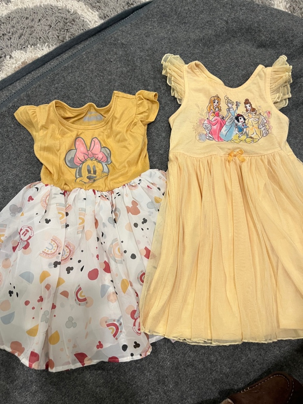 Disney Minnie print Dress size 4 with free Yellow Girls' Princess Dress